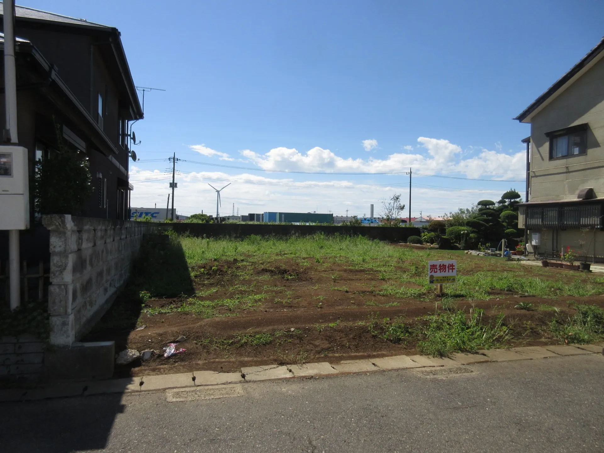 土地仲介：76坪